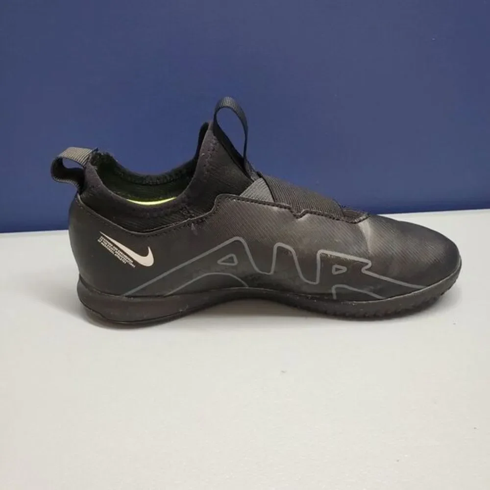 Nike Air Zoom Vapor Football Shoes Youth Sz 4.5 Black Leather Slip On DJ5619-001
